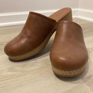 Universal Thread Clogs